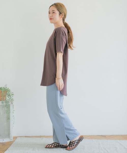 ITEMS URBANRESEARCH（アイテムズ アーバンリサーチ）の「シャツテールビッグTシャツ（Tシャツ/カットソー・レディース・オフホワイト/ブラウン/ブラック/ミント・FREE）」の19枚目の写真