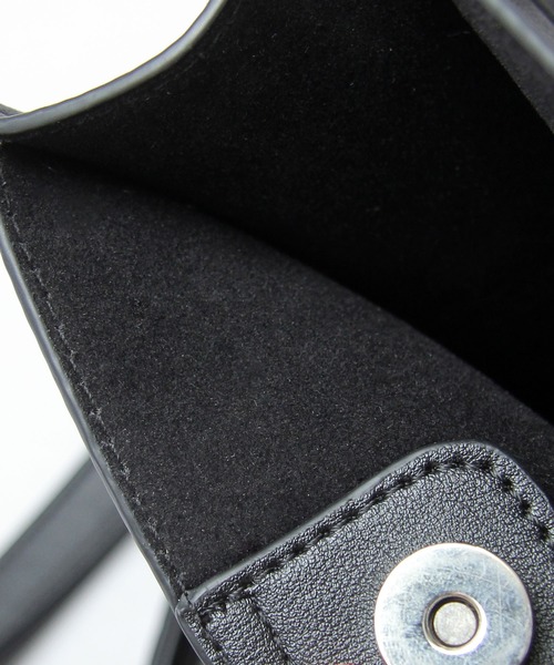 REGiSTA（レジスタ）の「レザー調 スクエア ミニショルダーバッグ（ショルダーバッグ・メンズ・ブラック/ブラック系その他/ブラック系その他2・FREE）」の10枚目の写真