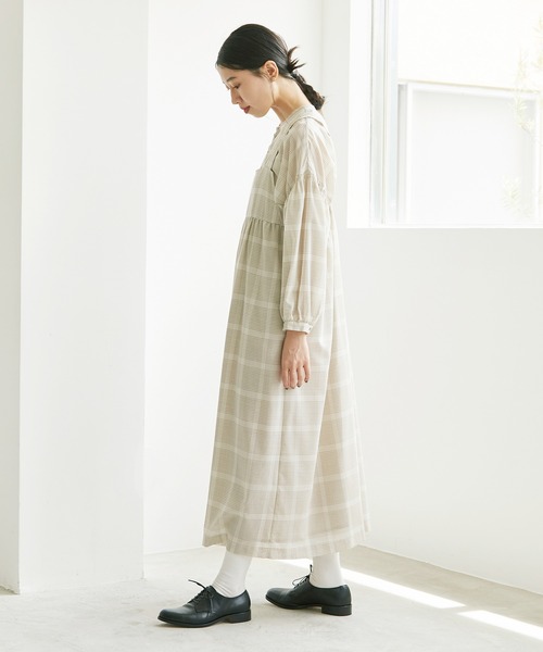 cardo fabrica（カルドファブリカ）の「._●W/Tグラフチェックキャミソールワンピース（ワンピース・レディース・ブラック/キナリ・FREE）」の19枚目の写真