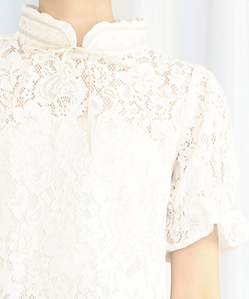 TITTY&CO.（ティティーアンドコー）の「バイカラーリボンレースブラウス（シャツ/ブラウス・レディース・ライトブルー/ベージュ/オフホワイト・FREE）」の9枚目の写真