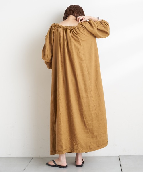 CIAOPANIC TYPY（チャオパニックティピー）の「【2WAY】タックスリーブボリュームワンピース（ワンピース・レディース・ブラック/マスタード/オフホワイト・ONE SIZE）」の17枚目の写真