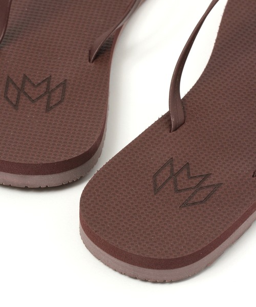 A part by（アパートバイ）の「Malvados/トングサンダル　922759（サンダル・レディース・ブラウン/オフホワイト/ベージュ系その他・MEDIUM/LARGE）」の10枚目の写真