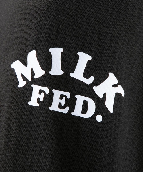 MILKFED.(ミルクフェド)の「SHOULDER LINE TOP(Tシャツ/カットソー・レディース・ホワイト/ブラック/ライトグリーン・ONE SIZE)」の4枚目の写真
