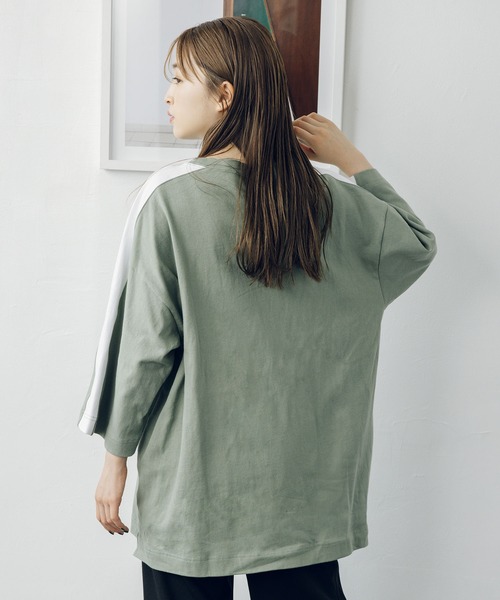 MILKFED.(ミルクフェド)の「SHOULDER LINE TOP(Tシャツ/カットソー・レディース・ホワイト/ブラック/ライトグリーン・ONE SIZE)」の13枚目の写真