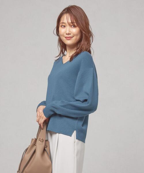 closet story(クローゼットストーリー)の「<closet story>アツデ Vネック セットアップ プルオーバー -ウォッシャブル-(ニット/セーター・レディース・ブラック/ロイヤルブルー・FREE)」の2枚目の写真