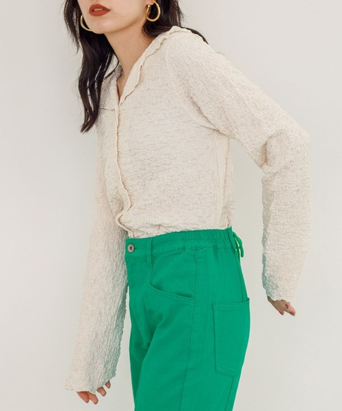 w closet（ダブルクローゼット）の「しわしわカットソーロングスリーブオープンカラーシャツ（シャツ/ブラウス・レディース・オフホワイト/グリーン/ブラック・FREE）」の4枚目の写真