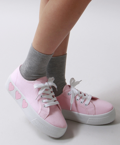 WEGO(ウィゴー)の「WEGO/ハートスニーカー(スニーカー・レディース・ホワイト/ブラック/グリーン/ピンク/イエロー/パープル/ホワイト系その他・MEDIUM/LARGE)」の7枚目の写真