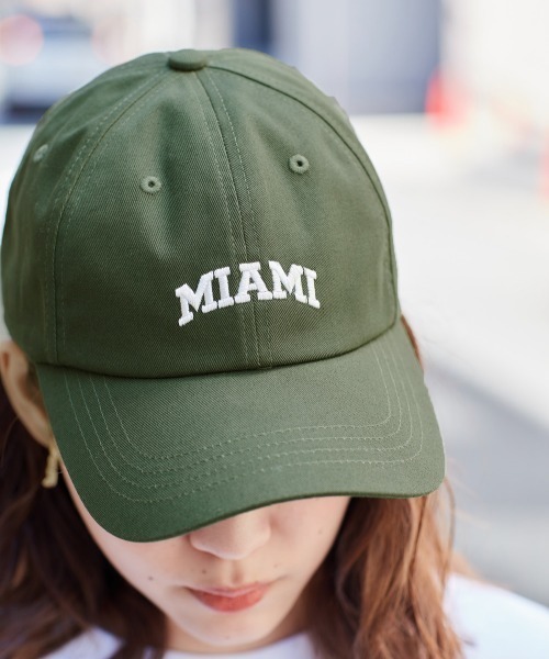 cepo（セポ）の「カレッジロゴベースボールＣＡＰ（キャップ・レディース・ブラック/ベージュ/グリーン・FREE）」の10枚目の写真