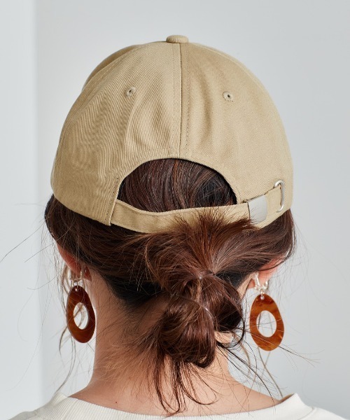 cepo（セポ）の「カレッジロゴベースボールＣＡＰ（キャップ・レディース・ブラック/ベージュ/グリーン・FREE）」の4枚目の写真