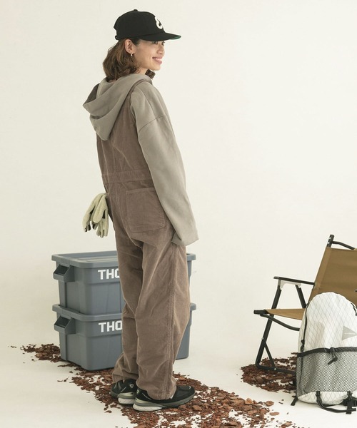 EKAL（エカル）の「EKAL　レイクショアコーデュロイサロペット（サロペット/オーバーオール・レディース・ベージュ/グレー・FREE）」の18枚目の写真