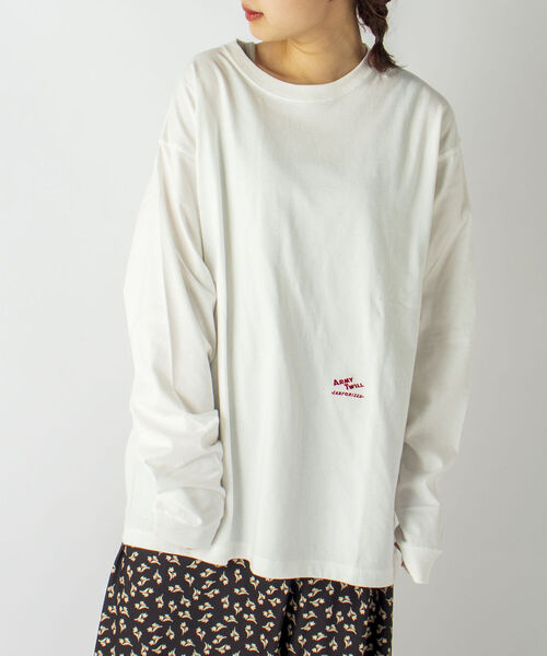 ARMY TWILL（アーミーツイル）の「【ARMY TWILL/アーミーツイル】GLOSTER別注 ロングスリーブTEE バックプリント（Tシャツ/カットソー・メンズ・チャコールグレー/ライトグレー/オフホワイト・MEDIUM/LARGE）」の4枚目の写真