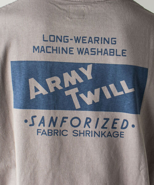 ARMY TWILL（アーミーツイル）の「【ARMY TWILL/アーミーツイル】GLOSTER別注 ロングスリーブTEE バックプリント（Tシャツ/カットソー・メンズ・チャコールグレー/ライトグレー/オフホワイト・MEDIUM/LARGE）」の21枚目の写真