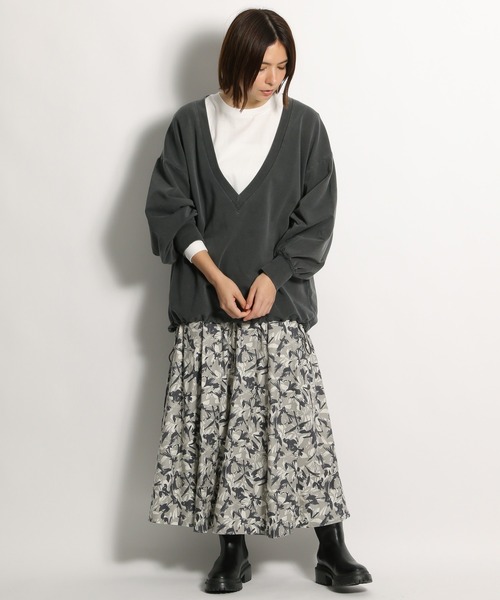 niko and...(ニコアンド)の「アソートフラワーフレアスカート(スカート・レディース・ブラック/グリーン/グレー・MEDIUM/LARGE)」の10枚目の写真