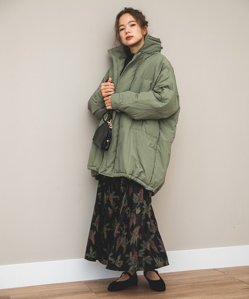 niko and...(ニコアンド)の「アソートフラワーフレアスカート(スカート・レディース・ブラック/グリーン/グレー・MEDIUM/LARGE)」の18枚目の写真