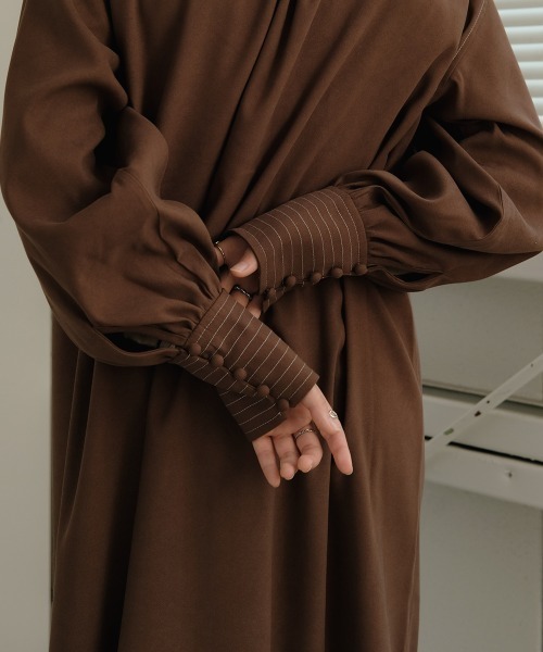 Bab（バブ）の「配色ステッチスタンドワンピース（ワンピース・レディース・ベージュ/ブラウン/アイボリー・M）」の21枚目の写真