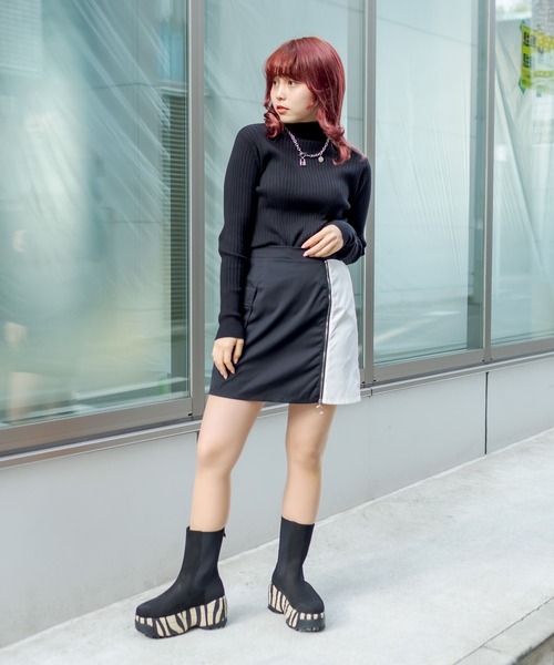 RASVOA(ラスボア)の「モノトーンミニスカート(スカート・レディース・ブラック・FREE)」の8枚目の写真