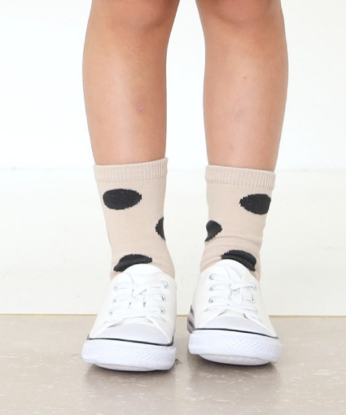 MAKE YOUR DAY（メイクユアデイ）の「ドット柄クルーソックス（ソックス/靴下・キッズ・ブラック/ブラウン/アイボリー・24/12/15 /18/21）」の3枚目の写真