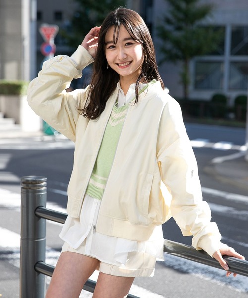 repipi armario(レピピ アルマリオ)の「シャーリングMA-1(MA-1・キッズ・ブラック系その他/グリーン系その他/ホワイト・MEDIUM/LARGE/SMALL)」の8枚目の写真