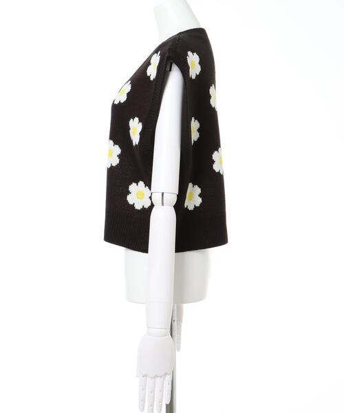 INGNI（イング）の「デイジー柄ニットベスト（ニット/セーター・レディース・ブラック/アイボリー/ブルー・M）」の5枚目の写真