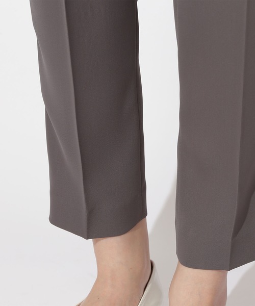 NATURAL BEAUTY BASIC（ナチュラルビューティーベーシック）の「[洗える]ポリエステルドビーＳＥＴＵＰ　パンツ（その他パンツ・レディース・ベージュ/グレー/ネイビー/ベージュ系その他5・MEDIUM/LARGE/SMALL/X-SMALL/XX-SMALL/X-LARGE）」の18枚目の写真