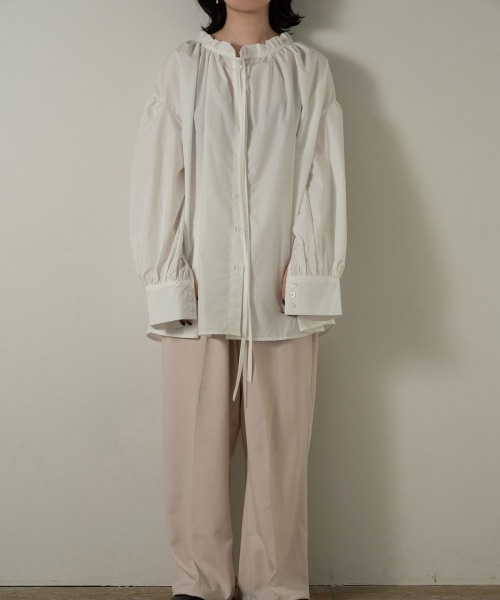 lawgy（ラウジー）の「frill neck bowtie shirt（シャツ/ブラウス