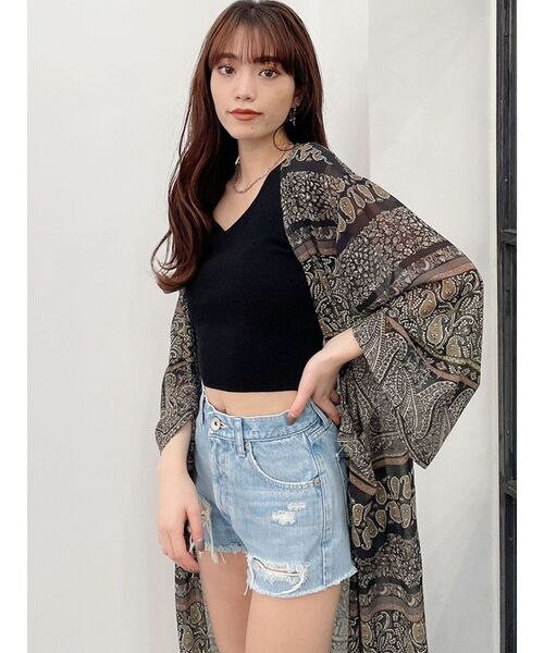 GYDA（ジェイダ）の「H/W FRONTダメージ デニムショートパンツ（デニムパンツ・レディース・ライトブルー/オフホワイト/ブルー・SMALL/MEDIUM/X-SMALL）」の5枚目の写真