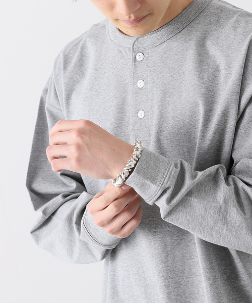 B.C STOCK(ベーセーストック)の「HENLEY/N BIG ロングスリーブTシャツ(Tシャツ/カットソー・メンズ・ホワイト/グレー・MEDIUM/LARGE)」の5枚目の写真