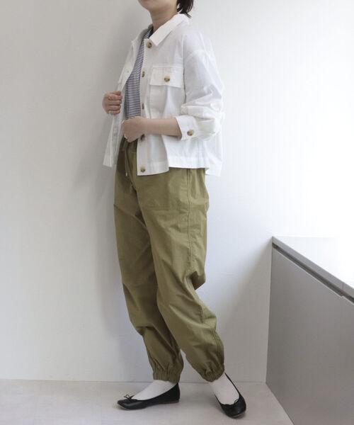fredy repit(フレディレピ)の「ショートシャツブルゾン(ミリタリージャケット・レディース・オフホワイト/カーキ・38)」の11枚目の写真