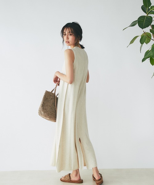 RIVE DROITE(リヴドロワ)の「テンセルリネンフレアニットワンピース(ワンピース・レディース・モカ/ベージュ系その他・FREE)」の21枚目の写真