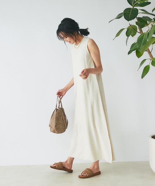 RIVE DROITE(リヴドロワ)の「テンセルリネンフレアニットワンピース(ワンピース・レディース・モカ/ベージュ系その他・FREE)」の3枚目の写真