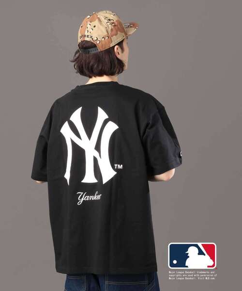 AVIREX（アヴィレックス）の「【MLB×AVIREX】ヤンキース Tシャツ/YANKEES T-SHIRT（Tシャツ/カットソー・メンズ・ホワイト/ブラック・SMALL/LARGE/X-LARGE/XX-LARGE/MEDIUM）」の3枚目の写真