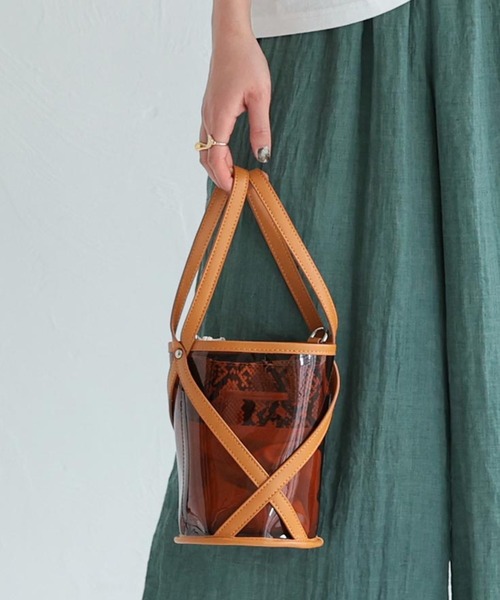 KOBE LETTUCE（コウベレタス）の「[2点セット]巾着INクリアクロスバケツバッグ（ハンドバッグ・レディース・ブラック系その他/グレイッシュベージュ/ピンク/ブラウン系その他/ダークブラウン・FREE）」の3枚目の写真