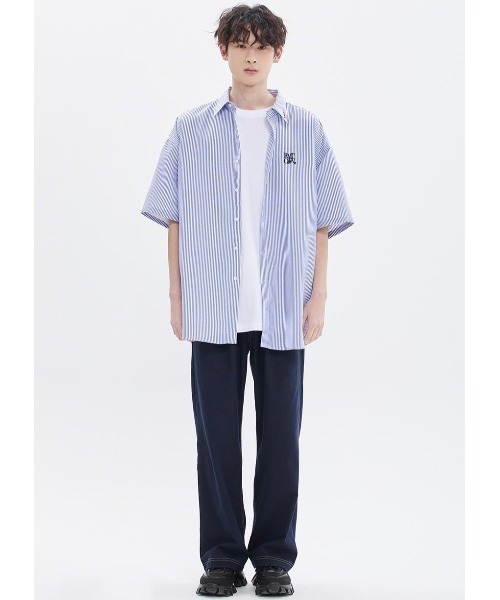 ROMANTIC CROWN（ロマンティッククラウン）の「A'GEM/9 × .kom『ROMANTIC CROWN/ロマンティッククラウン』RECENT LOGO OXFORD SHIRT/リーセント オックスフォードシャツ（シャツ/ブラウス・レディース・ブルー/ホワイト/ライトブルー・L）」の5枚目の写真