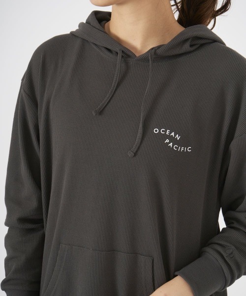 Ocean Pacific（オーシャンパシフィック）の「【OP:オーピー】レディースプルオーバーパーカー　フーディー　バックプリント（パーカー・レディース・ベージュ/ブラック/ブルー・MEDIUM）」の16枚目の写真