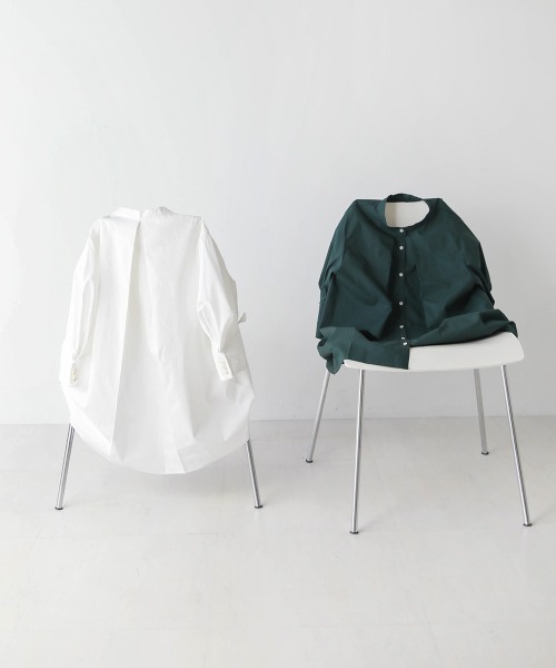 Bab(バブ)の「コットンブロードランタンスリーブブラウス(シャツ/ブラウス・レディース・ブラック/オフホワイト/グリーン・M)」の9枚目の写真