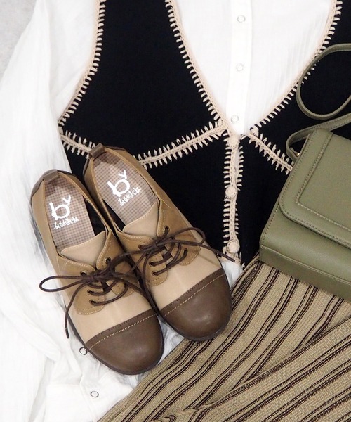byあしながおじさん（バイアシナガオジサン）の「レースアップシューズ　-8980438（ドレスシューズ・レディース・ベージュ/マルチ/チェック・22.5cm/23.5cm/24.5cm/23.0cm/24.0cm/25.0cm/22.0cm）」の8枚目の写真