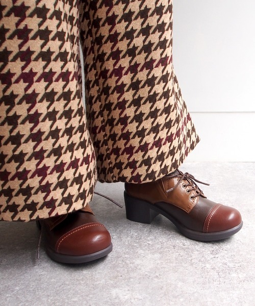 byあしながおじさん（バイアシナガオジサン）の「レースアップシューズ　-8980438（ドレスシューズ・レディース・ベージュ/マルチ/チェック・22.5cm/23.5cm/24.5cm/23.0cm/24.0cm/25.0cm/22.0cm）」の17枚目の写真