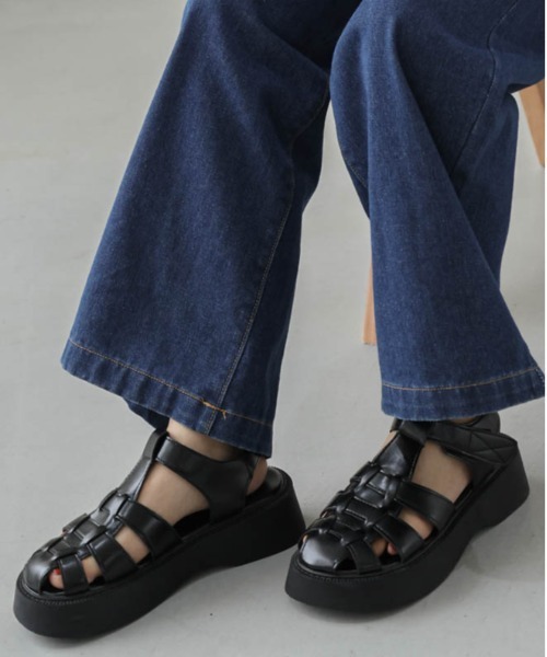 La-gemme(ラジェム)の「厚底グルカサンダル(サンダル・レディース・ブラック/オフホワイト/グリーン/カーキブラウン・38/39/35/36/37)」の10枚目の写真