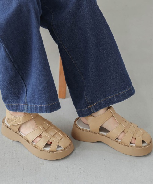 La-gemme(ラジェム)の「厚底グルカサンダル(サンダル・レディース・ブラック/オフホワイト/グリーン/カーキブラウン・38/39/35/36/37)」の13枚目の写真