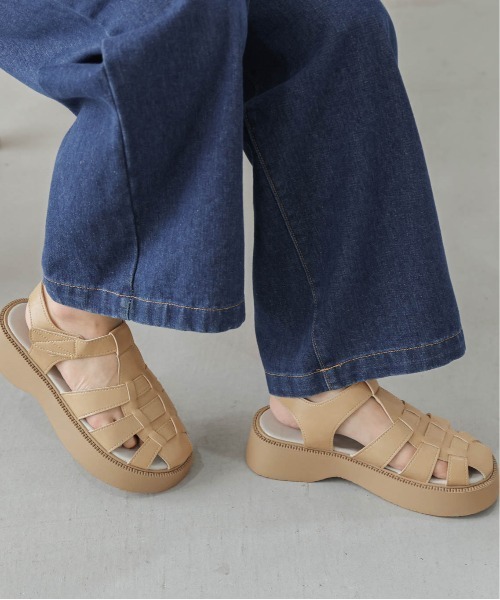 La-gemme(ラジェム)の「厚底グルカサンダル(サンダル・レディース・ブラック/オフホワイト/グリーン/カーキブラウン・38/39/35/36/37)」の14枚目の写真