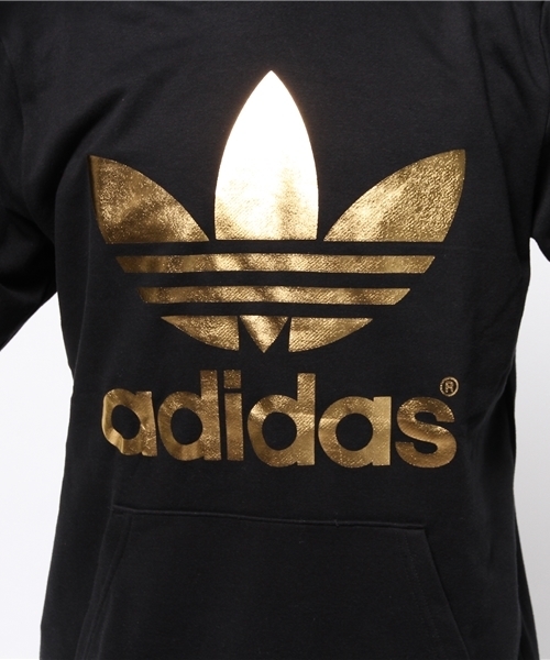 adidas（アディダス）の「メンズ アディダス 黒金 フーディ パーカー