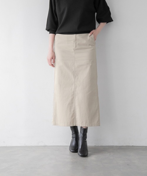 yuw(ユウ)の「チノマキシスカート 299035(スカート・レディース・ライトベージュ/ベージュ・LARGE/MEDIUM)」の2枚目の写真
