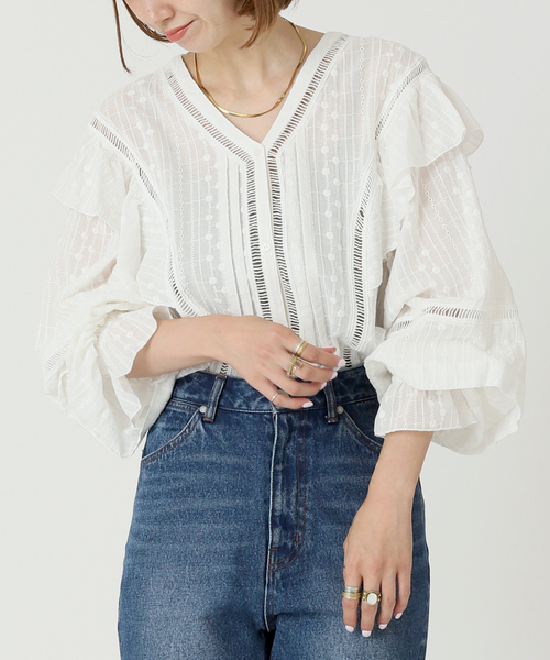 B.C STOCK(ベーセーストック)の「レースブラウス(シャツ/ブラウス・レディース・ホワイト/グリーン/ネイビー/オレンジ・FREE)」の1枚目の写真