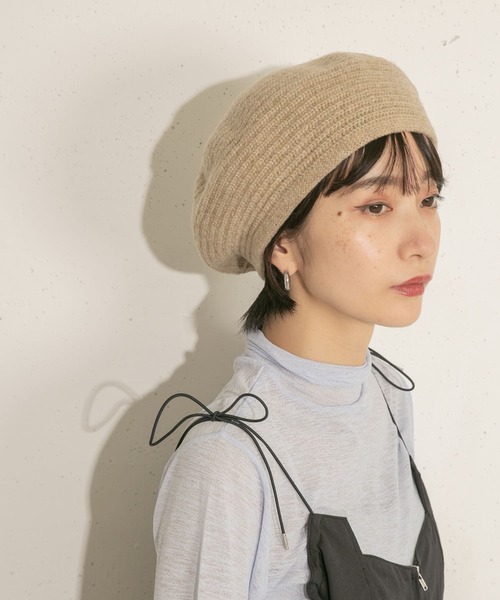 KBF(ケイビーエフ)の「ウールベレー(ハンチング/ベレー帽・レディース・ブラック/ベージュ・ONE)」の3枚目の写真