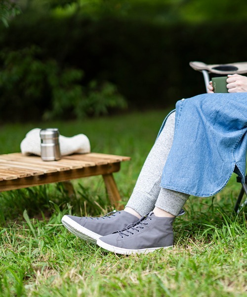 le coq sportif（ルコックスポルティフ）の「LA アルマ MID II T+R / 防水設計 コンパクト メンズ レディース ユニセックス シューズ スニーカー 靴 スポーツウェア（スニーカー・メンズ・グレー・25.0cm/23.0cm/26.0cm/27.0cm/24.0cm/28.0cm）」の6枚目の写真