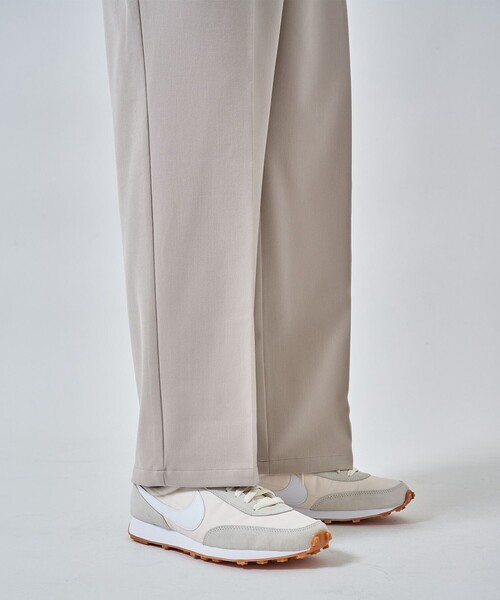 CITY TOKYO（シティトウキョウ）の「FLEXIBLEストレッチストレートスラックス（スラックス・メンズ・グレイッシュベージュ/その他17/ブラック/ブラウン・2/3/1）」の9枚目の写真