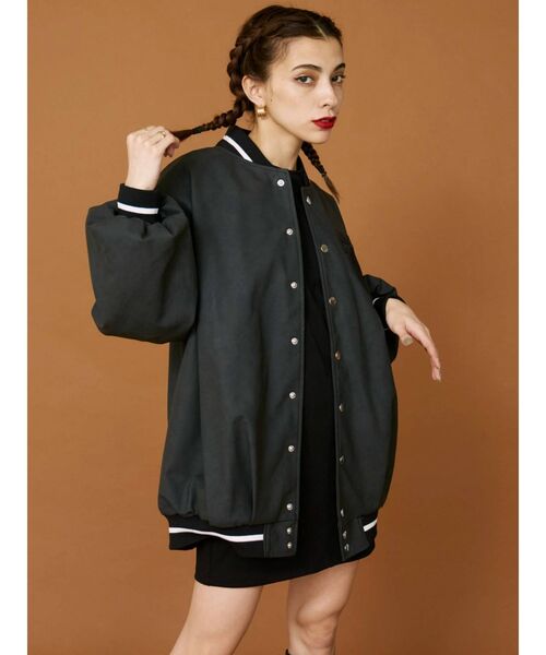 EVRIS（エヴリス）の「リブラインロゴスタジャン（スタジャン・レディース・ブラック/アイボリー・FREE）」の12枚目の写真