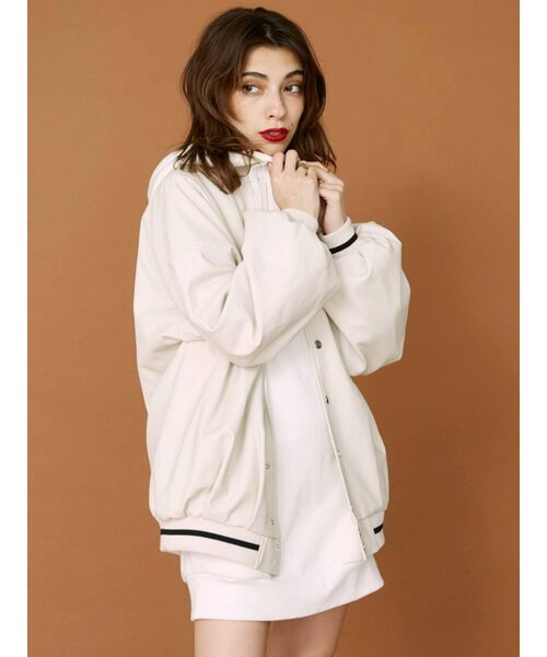 EVRIS（エヴリス）の「リブラインロゴスタジャン（スタジャン・レディース・ブラック/アイボリー・FREE）」の18枚目の写真