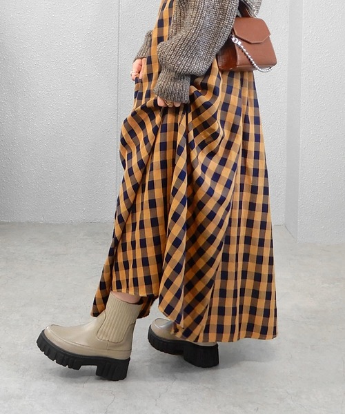 minia（ミニア）の「厚底リブソックスブーツ　◆（ブーツ・レディース・ブラック/ベージュ・S/M/L/LL）」の11枚目の写真