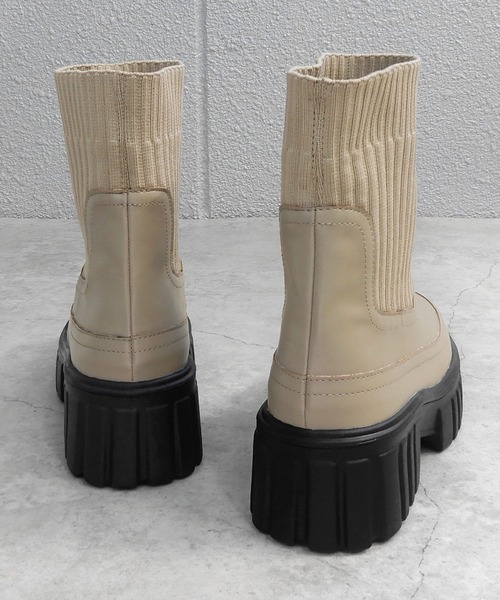 minia（ミニア）の「厚底リブソックスブーツ　◆（ブーツ・レディース・ブラック/ベージュ・S/M/L/LL）」の20枚目の写真